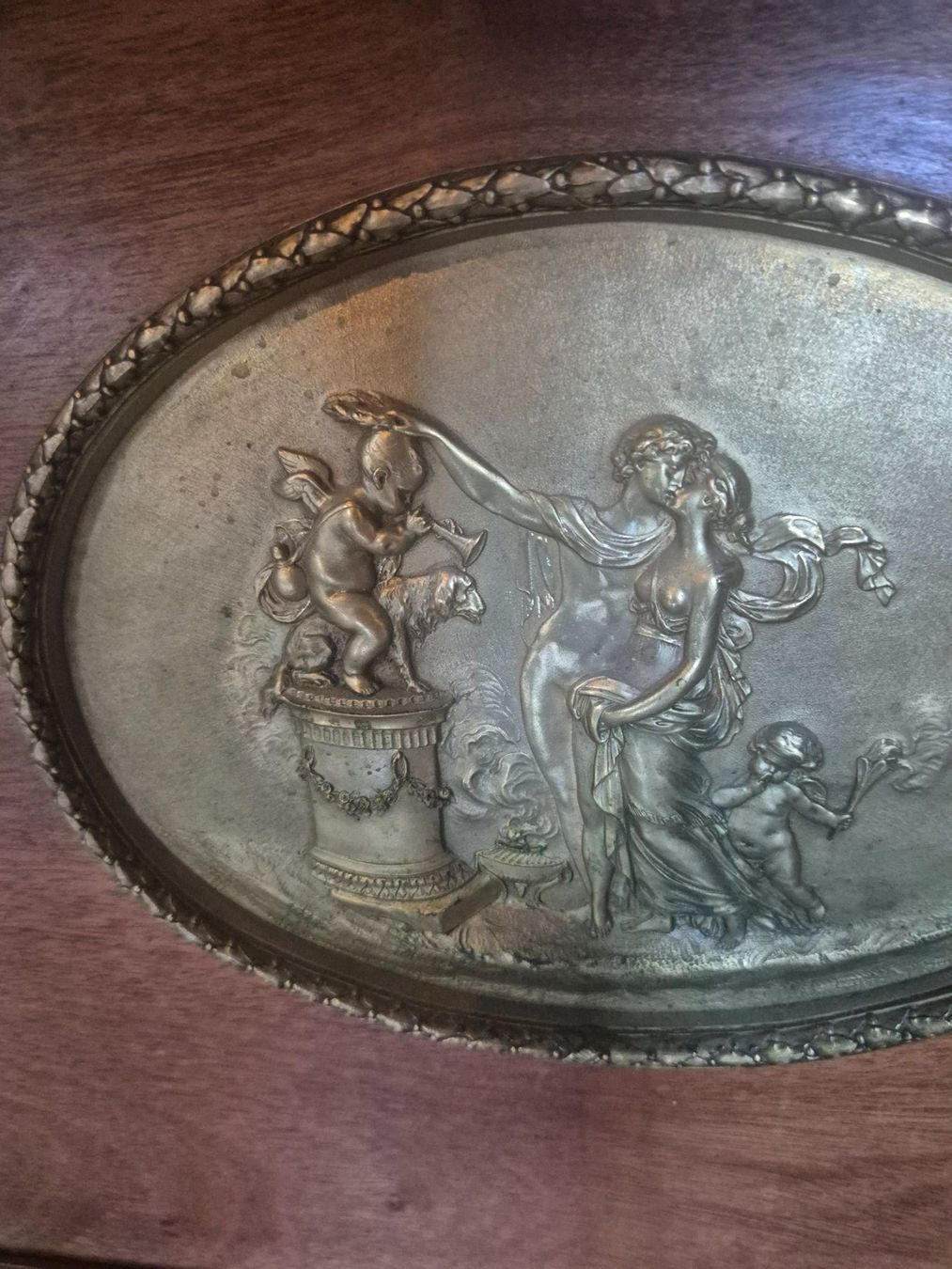 Vetrine: Exceptionnel meuble vitrine Empire – Usato da Morgins venduto da pmd_px9d 5