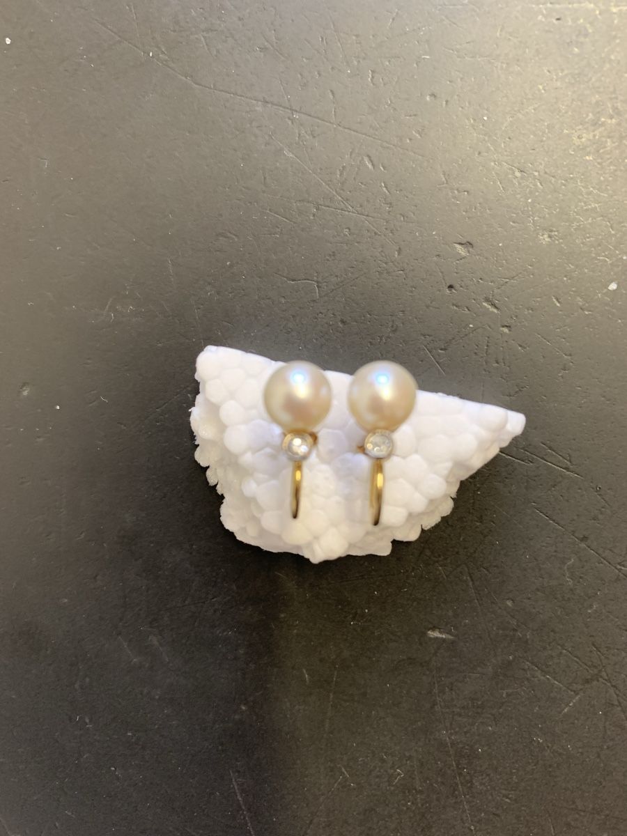 Ohrringe & -stecker: Ohrschmuck Gelbgold mit Perlen und Stein – Gebraucht aus Murgenthal von Ivy69 2