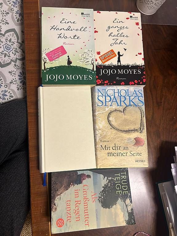 Libri: Bücher Paket  – Usato da Muttenz venduto da smile62 1