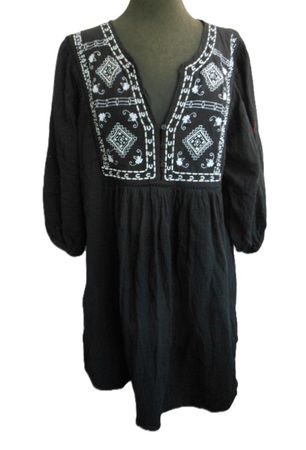 Gr. Gr. 46 48 50 52 wärmeres Kleid schwarz, weiss bestickt
