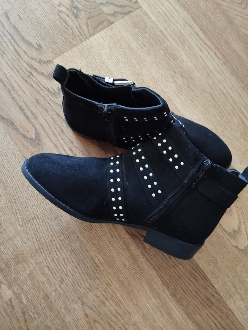 Scarpe da donna: Stiefeletten Gr. 39. Neu!... – Nuovo (secondo la descrizione) da Uetendorf venduto da Koh0 1