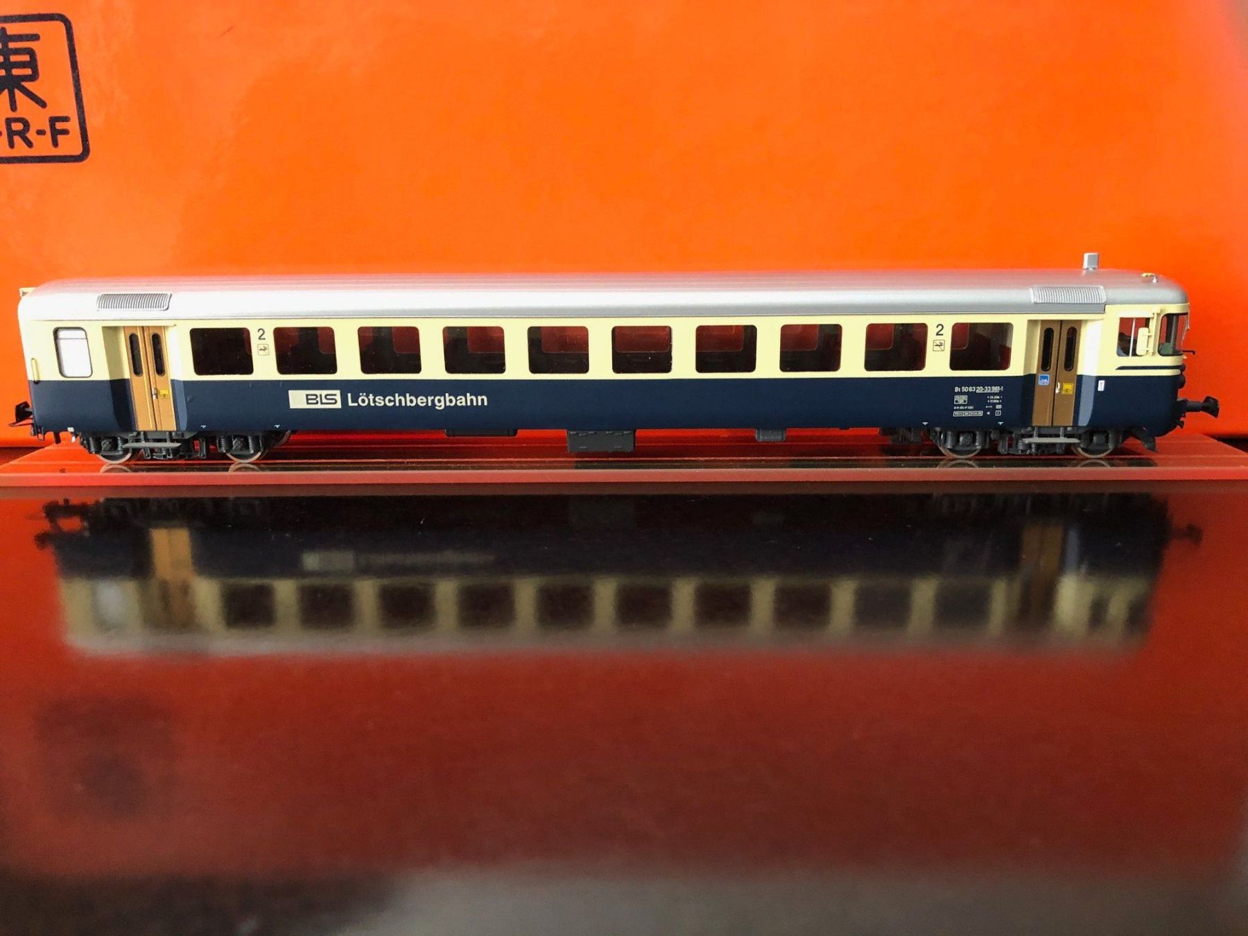 HRF Modellini di ferrovie: HRF BLS Steuerwagen Vitrinenmodell digital – Nuovo (secondo la descrizione) da St.Gallen venduto da conduit 5