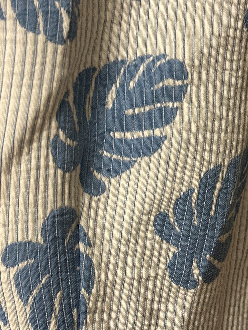 Kleider: Hellblaues weisses Kleid mit Pflanzenmotiv – Gebraucht aus Glattpark(Opfikon) von AydenM 4