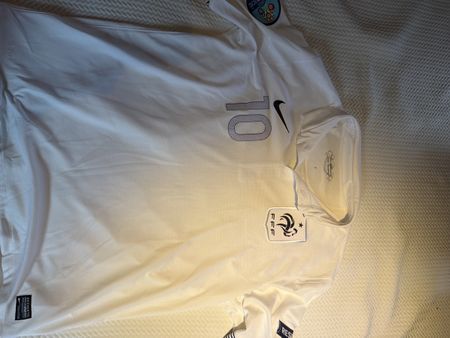 France away 12/13 Benzema