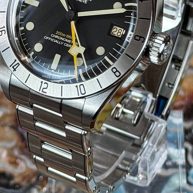 Orologi: Tudor Black Bay Pro M79470-0001 – Usato da Genève venduto da minty.watches 4