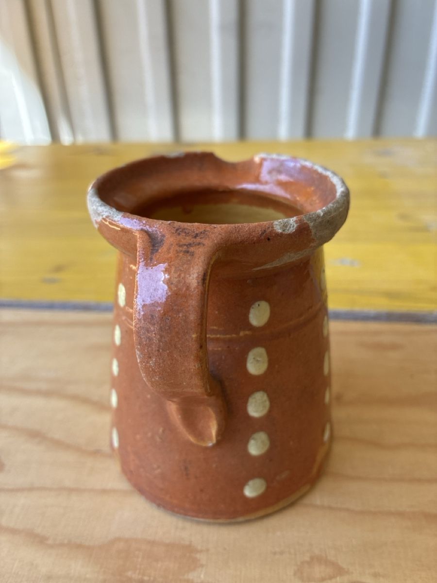 Carafes: Cruche en terre cuite décorée de points blanc – D'occasion à Lully FR par myr_pzt8 4