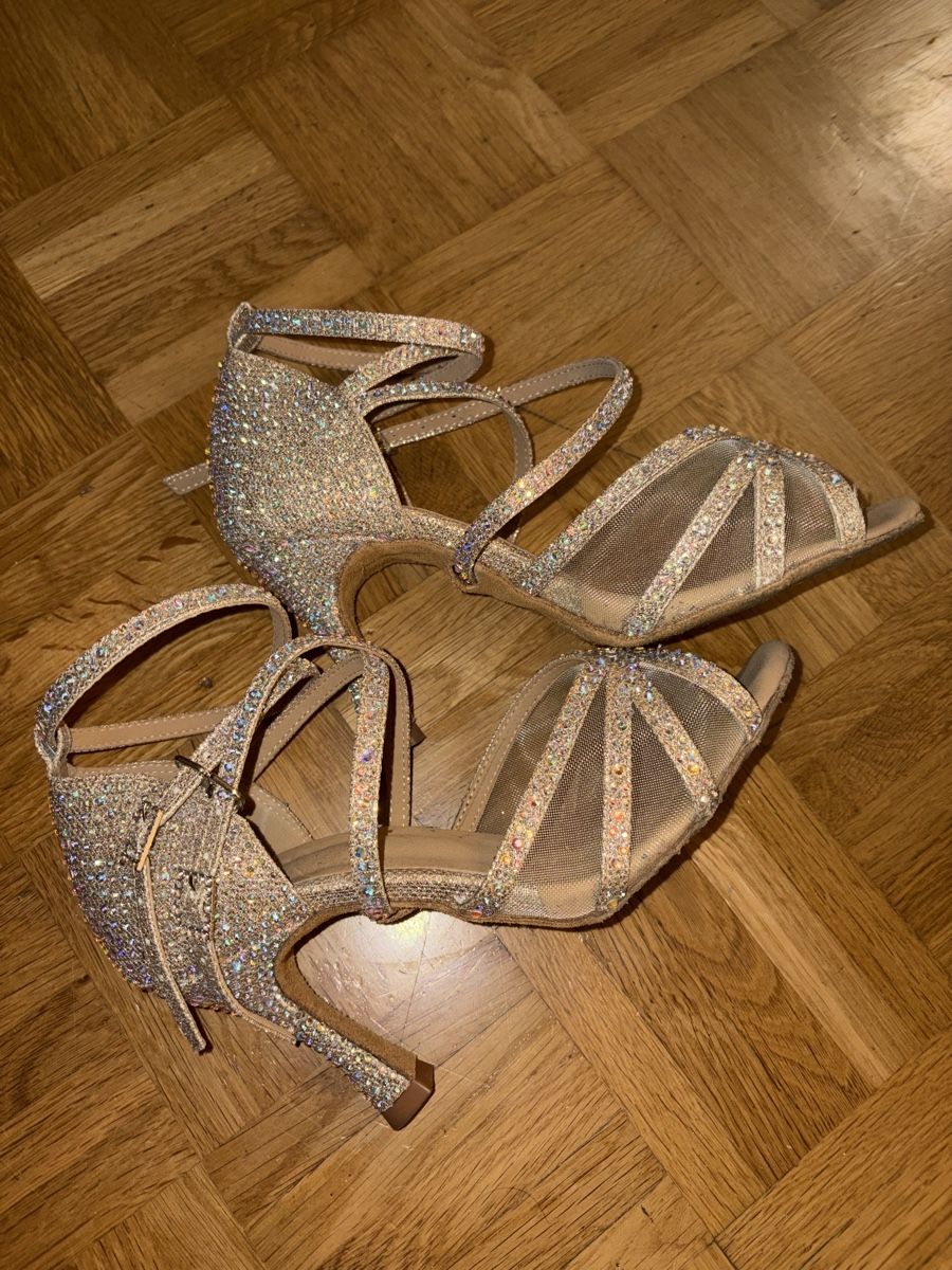 Damenschuhe: Tanzschuhe Gr 39 Strasssteine – Gebraucht aus Kloten von jasminverkauft 2