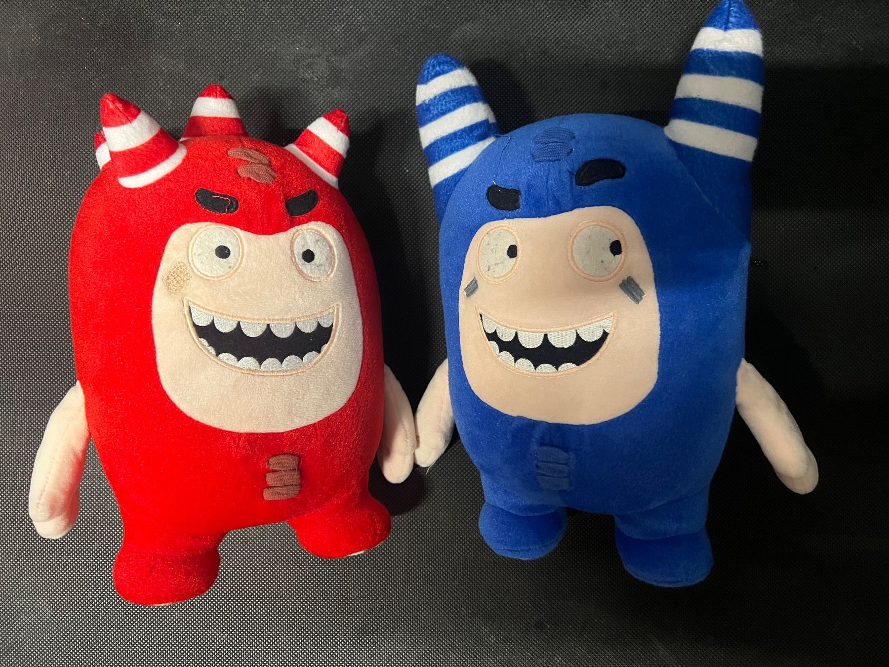 Giocattoli: 2 Oddbods Plüschtier – Usato da Winterthur venduto da RolfSteiner1969