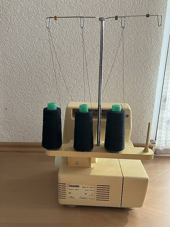 Pfaff Nähmaschinen: Pfaff Overlock 776 (Defekt) – Defekt aus Reigoldswil von Znarf071 2