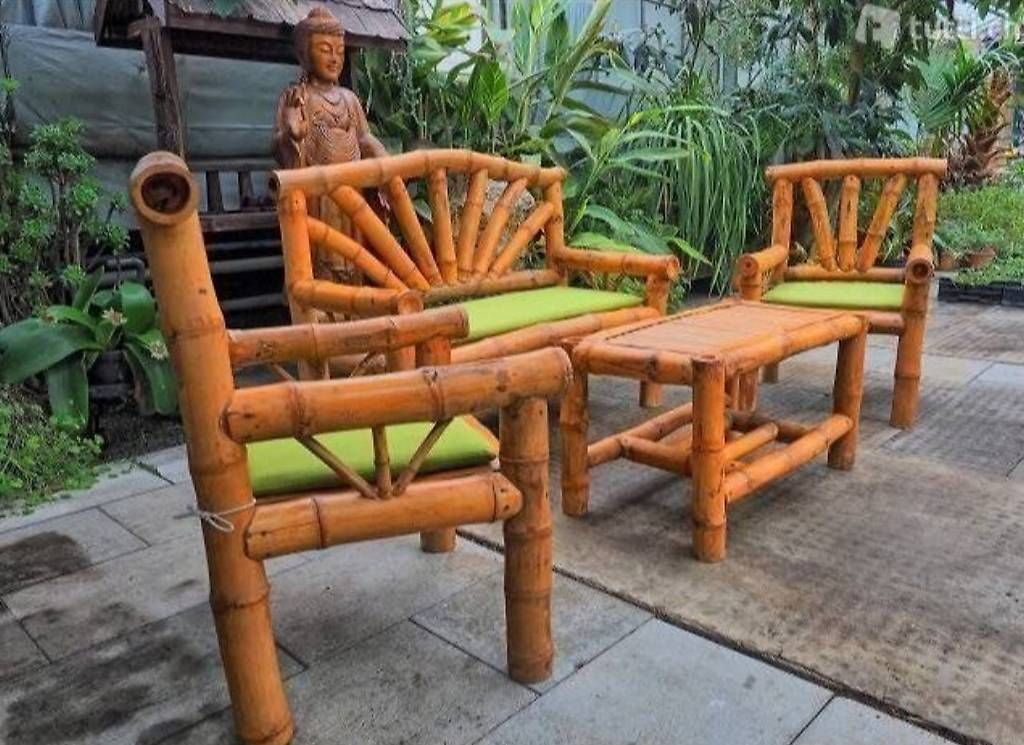 Set di tavolo e panche: Bambus Lounge, neu – Nuovo e nell'imballaggio originale da Zunzgen venduto da effiR