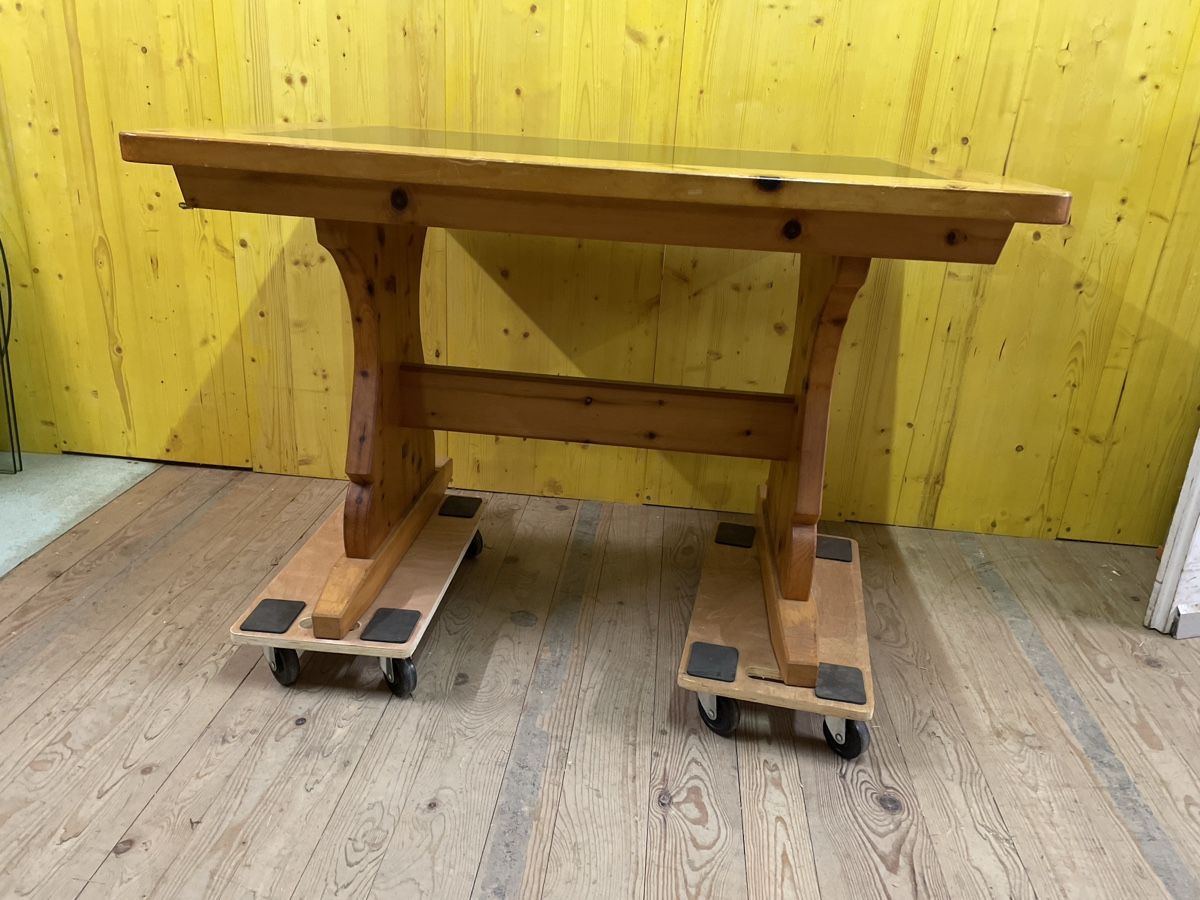 Tables: Tisch Arve – D'occasion à Almens par bsundrix 1