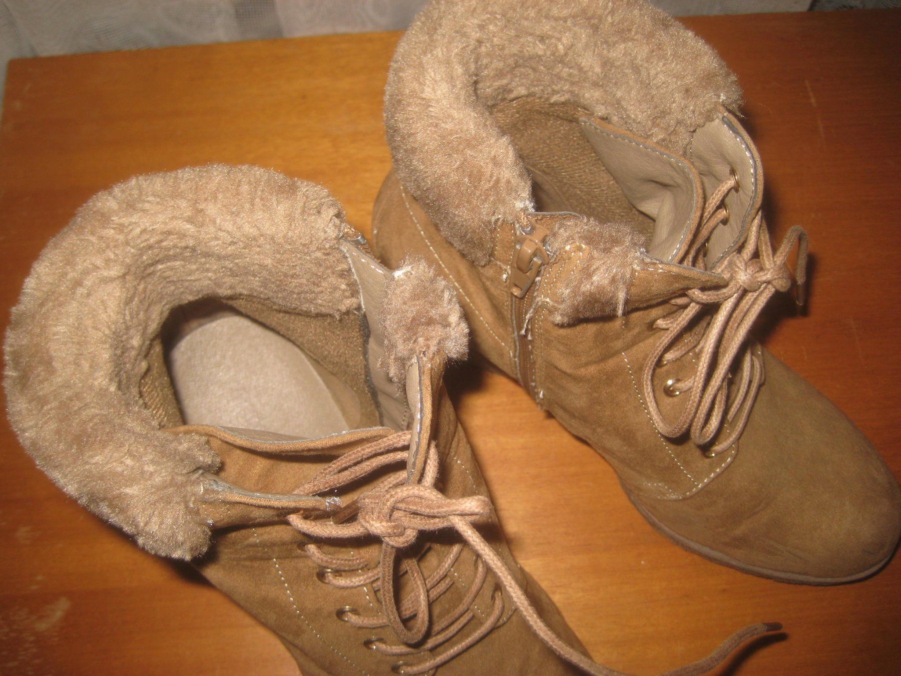 Scarpe da donna: DAMEN  STIEFELETTEN – Usato da Uster venduto da flocke1 2
