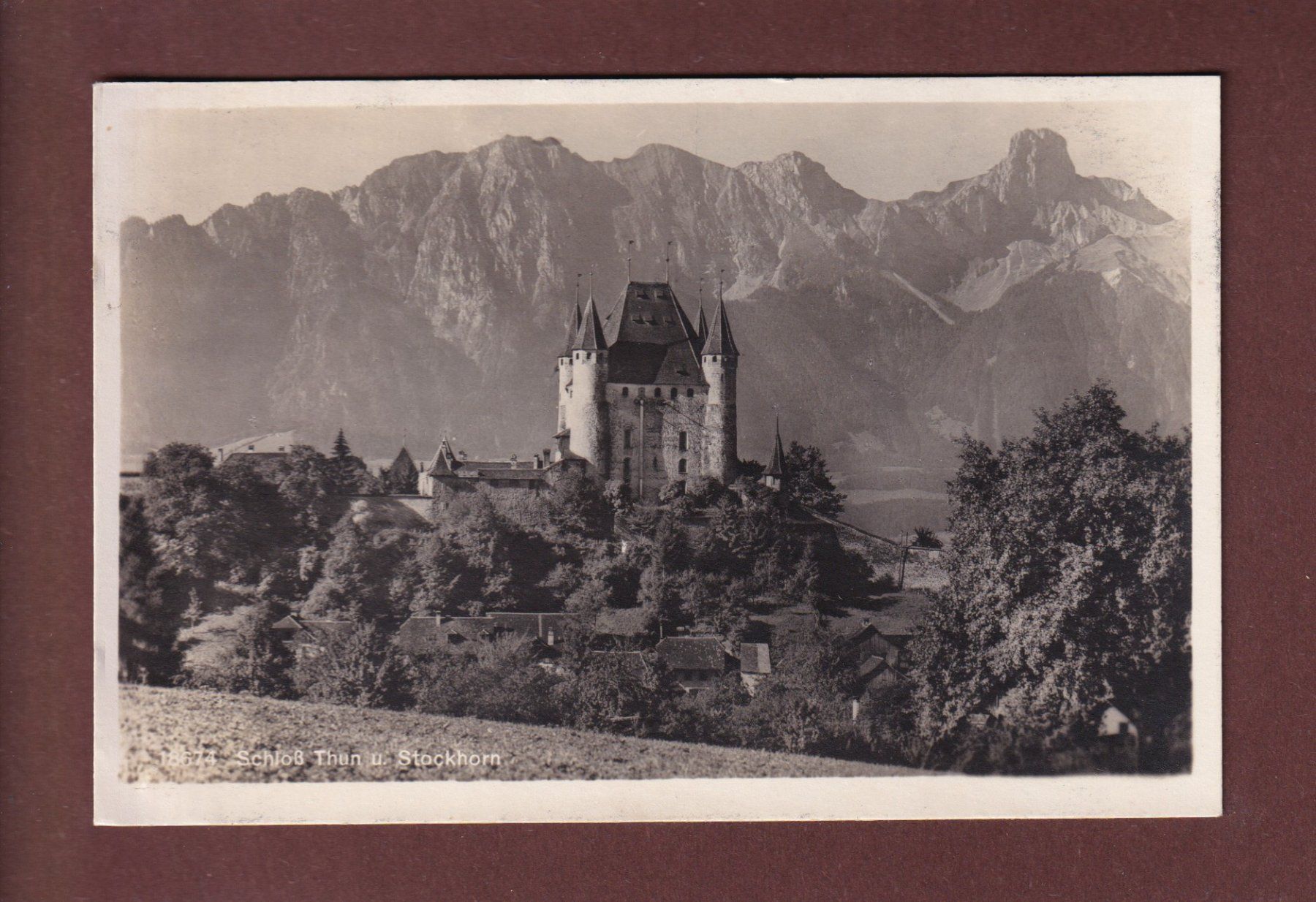 Ansichtskarten: THUN - Schloss und Stockhorn – Gebraucht aus Pully von nicecards