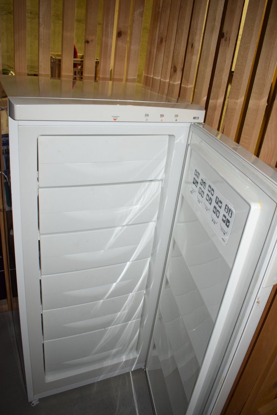 Congelatori: Gefrierschrank Titan weiss – Usato da Villnachern venduto da jue_65hh 1