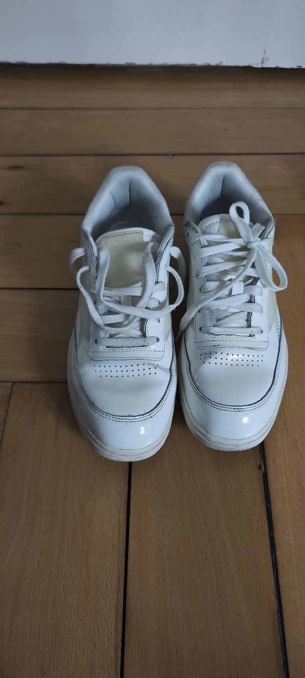 Reebok Scarpe da uomo: weisse Reebok Sneaker, Grösse 40.5 - Zeitlos – Usato da Fribourg venduto da swi_b7rt 3
