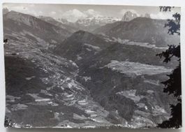 Blick ins Grödnertal und Dolomiten