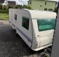 Adria Caravan mit grossem Vorzelt für Sommerferien 🏕️🇨🇭