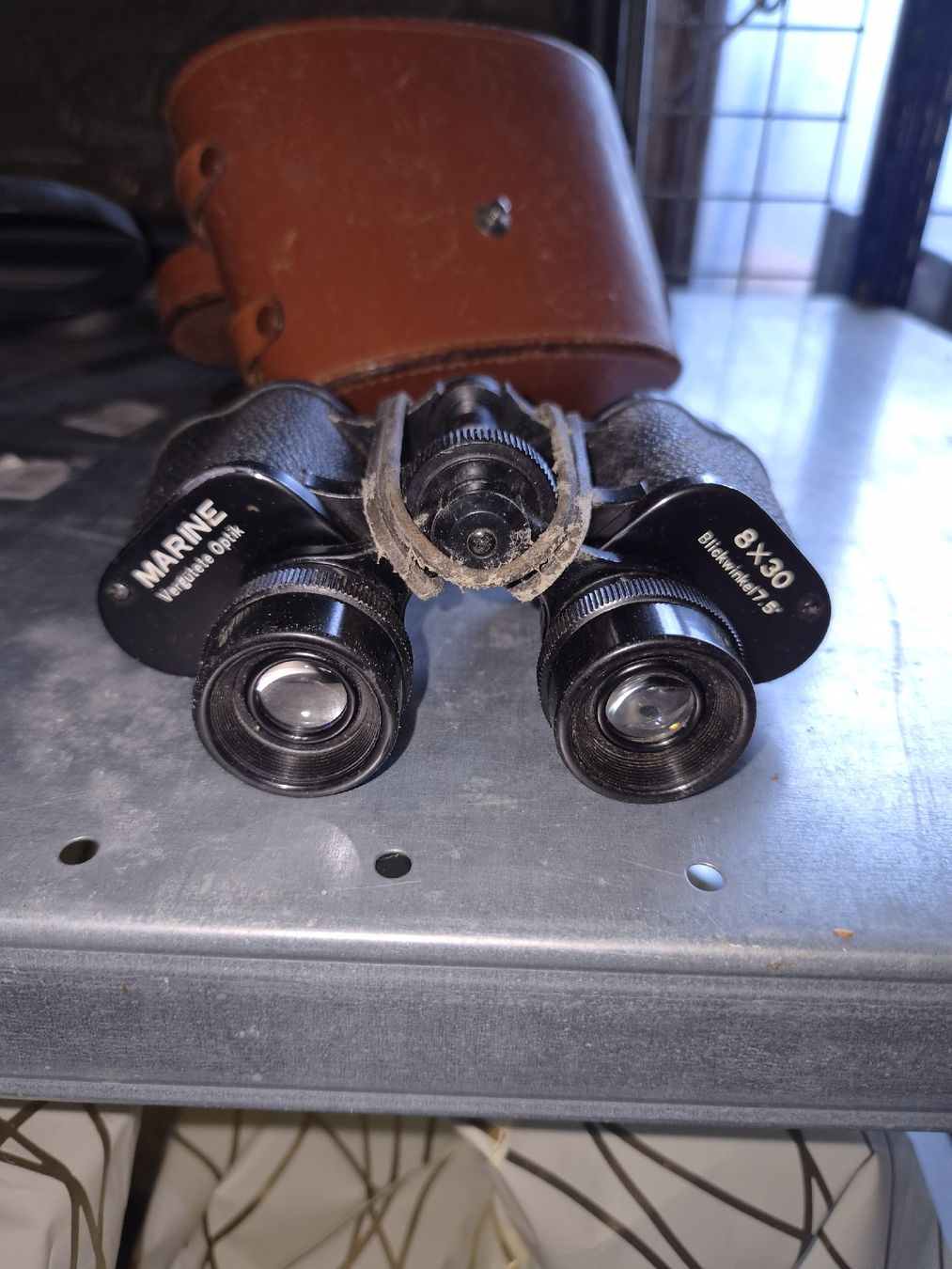 Binocoli: MARINE 8x30 Fernglas mit Lederetui  – Usato da Hochdorf venduto da TT_GARAGE 1