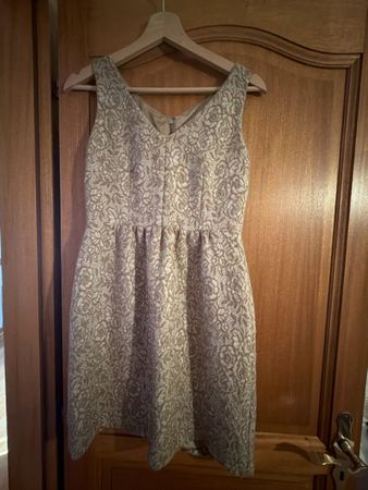 Damen Kleid ärmellos beige weiss Blumenmuster Gr. 36
