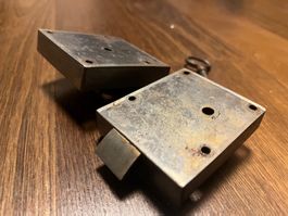 ALTE MÖBELSCHLÖSSER, FUNKTIONIEREN MIT SCHLÜSSEL