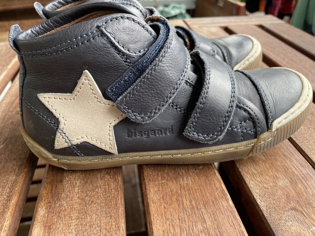 Bisgaard Scarpe per ragazzi: Bisgaard Lederschuhe Gr. 33, dunkelblau – Usato da Bern venduto da brup