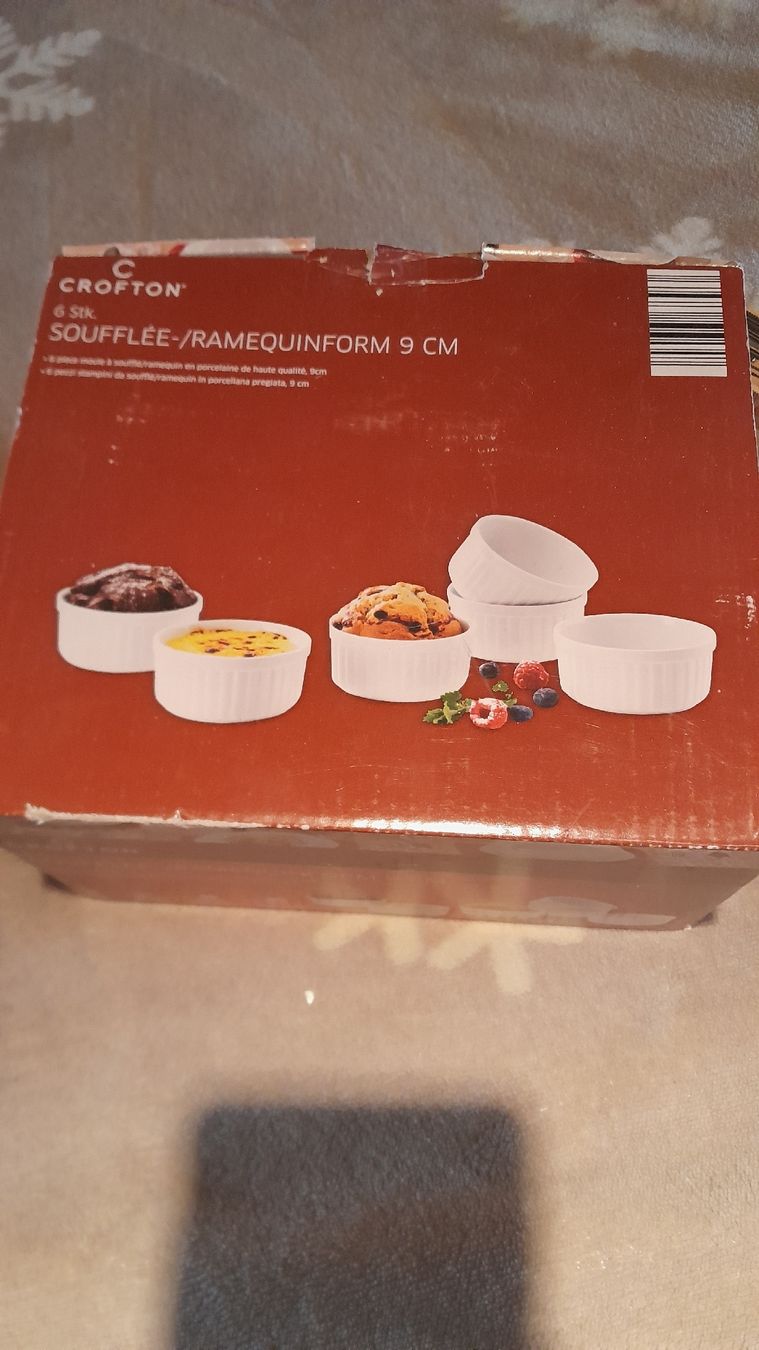Teglie da forno: 6x Soufflé-Förmchen, neu, Crofton – Nuovo e nell'imballaggio originale da Sumiswald venduto da Rotmy
