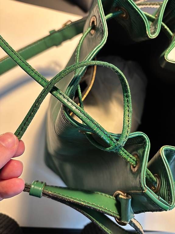 Taschen für Damen: Louis Vuitton Petit Noe – Gebraucht aus Zürich von m.herranz 7