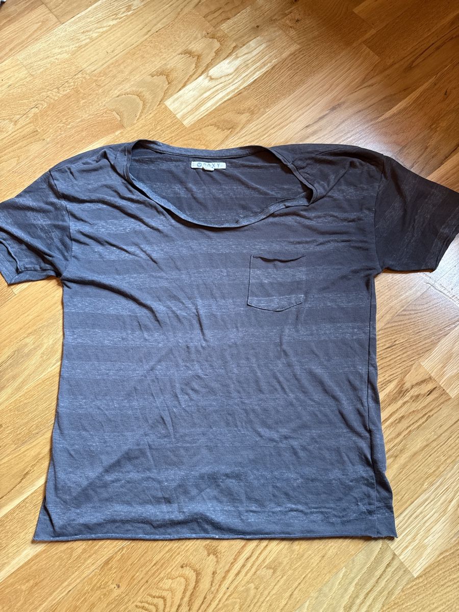 Roxy T-shirt: Roxy Shirt Grösse L – Usato da Ottikon venduto da Domito