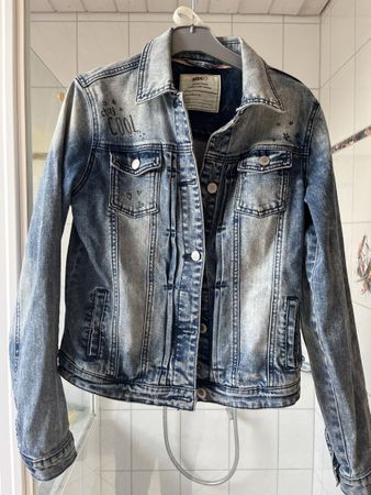 Jeansjacke Grösse 170