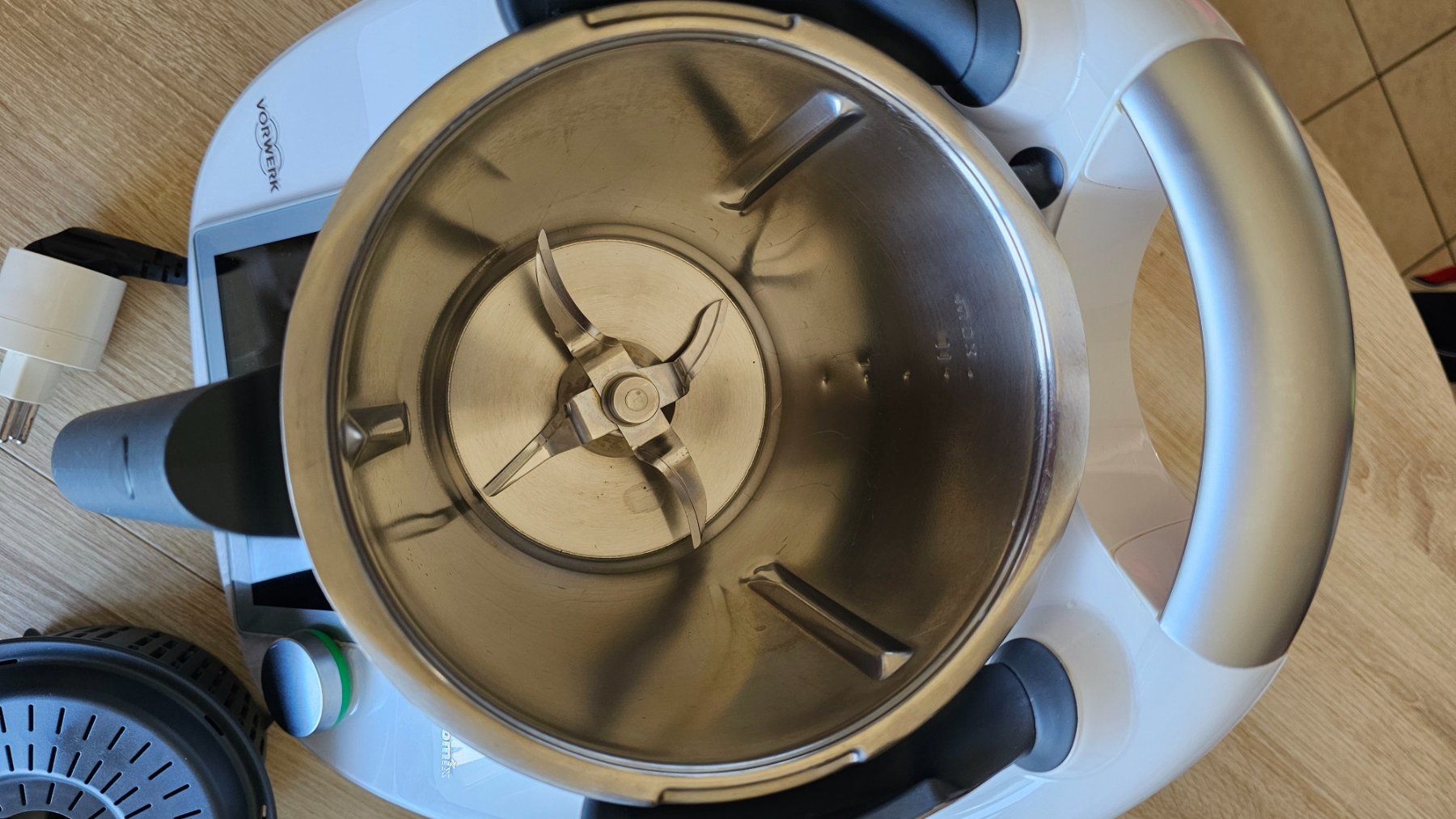 Thermomix Elettrodomestici da cucina: Thermomix TM6 avec accessoires – Usato da Bure venduto da mb6_fvm2 4