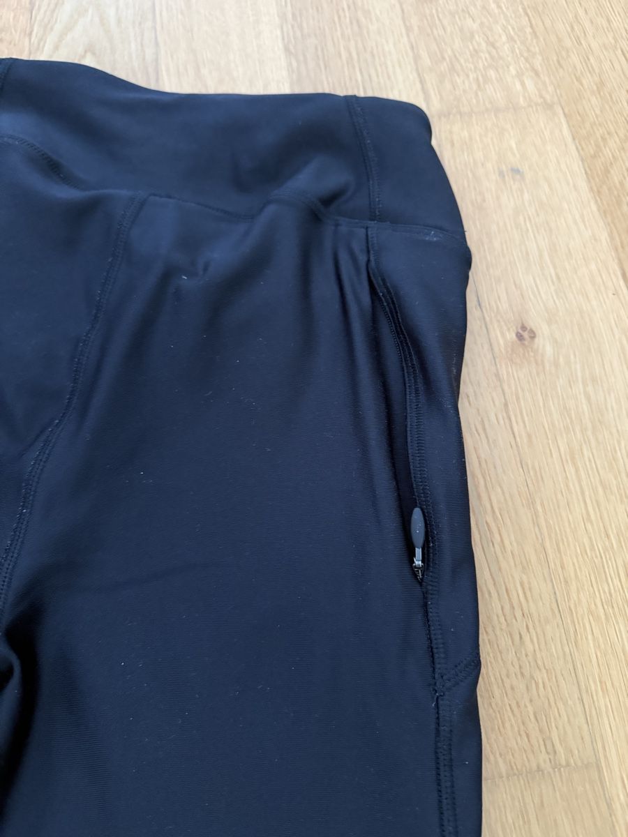 Under Armour Hosen: Under Armour 3/4 Sporthose, Gr. S – Neu (gemäss Beschreibung) aus Lenzburg von car_pzg8 2