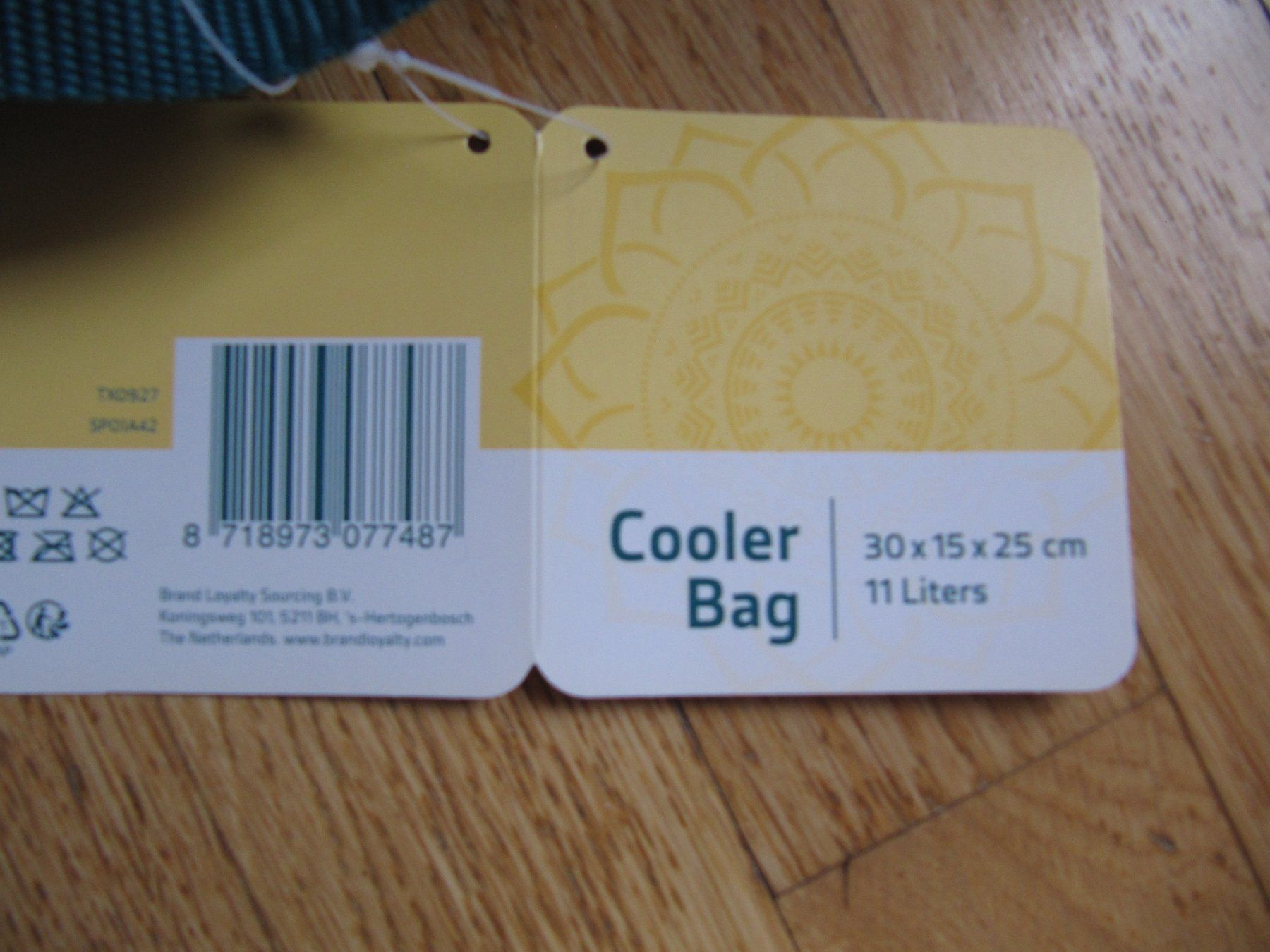 Coop Teli da bagno: Kühltasche + Badetuch rund Geschenk-Set – Nuovo e nell'imballaggio originale da Würenlos venduto da AustralisZ 2