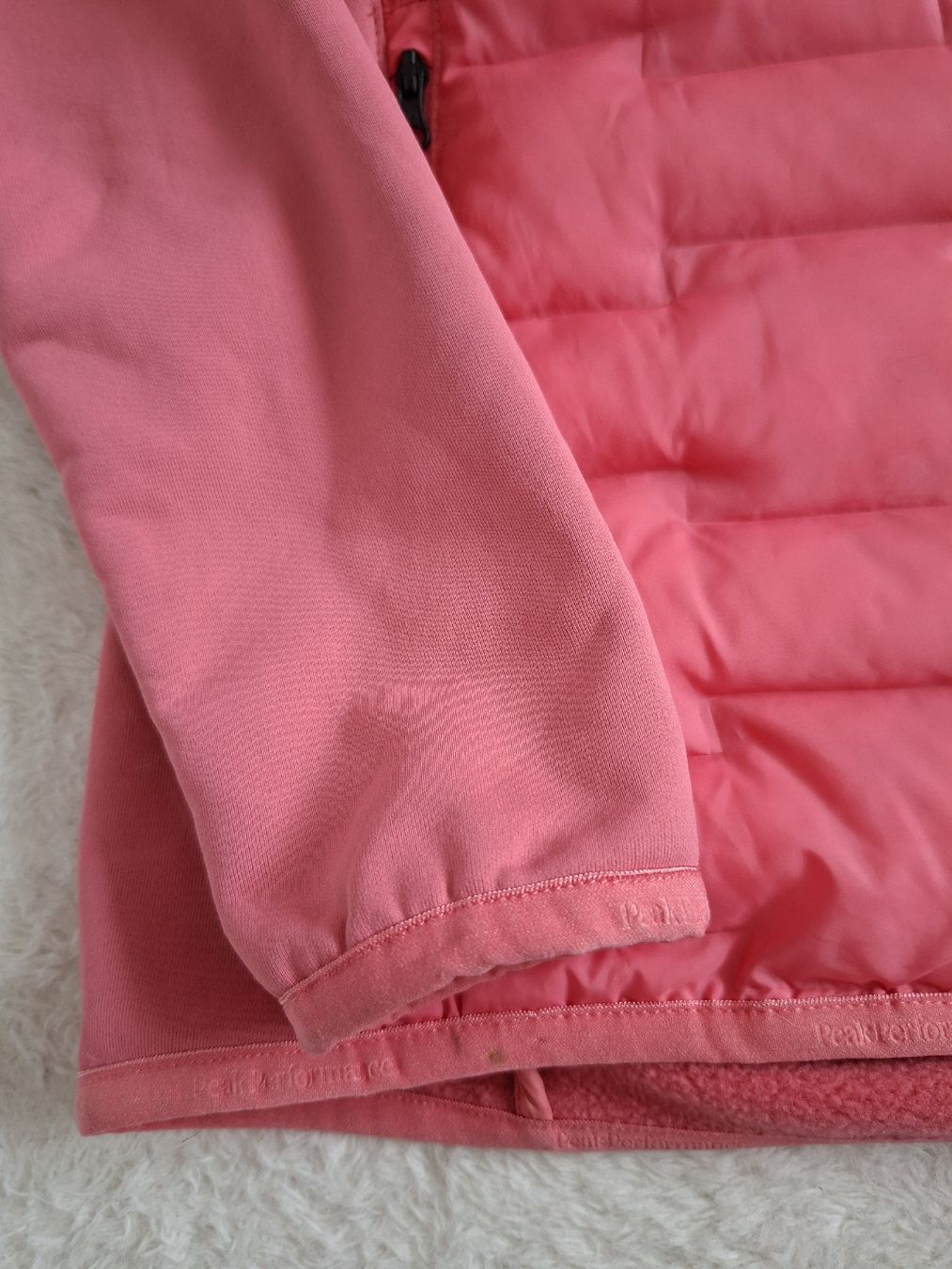 Peak Performance Jacken: Veste Peak Performance rose taille S,  – Gebraucht aus Renens VD von ser_j2fn 1