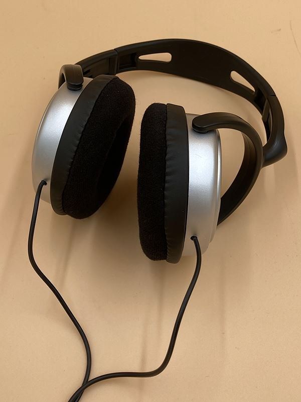 Philips Kopfhörer: PHILIPS | Over-Ear Kopfhörer | Schwarz, Silber – Neu (gemäss Beschreibung) aus Wittenbach von Restwert_St-Gallen 1