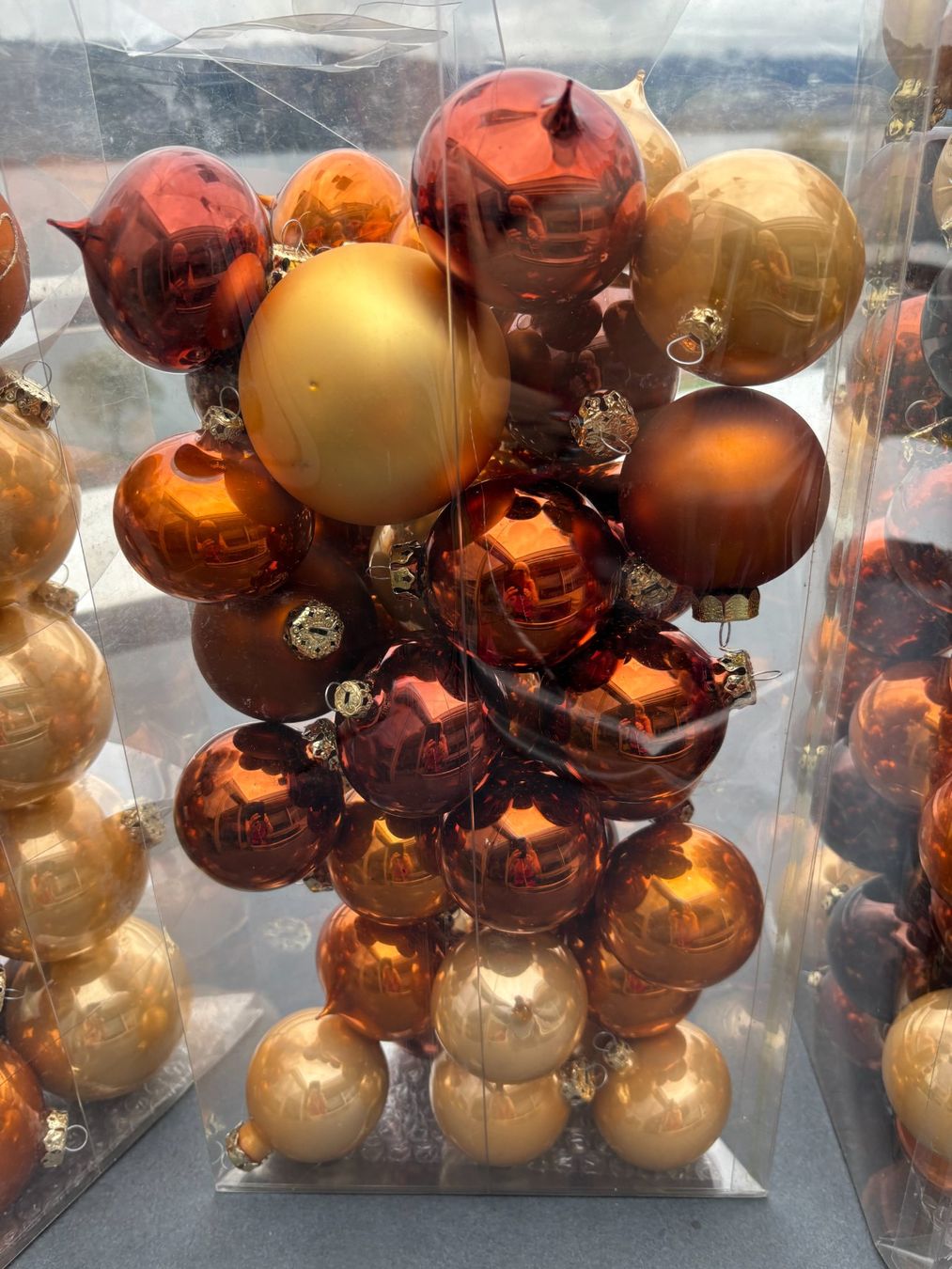 Migros Alle Dekorationen: Weihnachtskugeln, 3 Pakete, super Farbtöne – Gebraucht aus schmerikon von nicole091 2