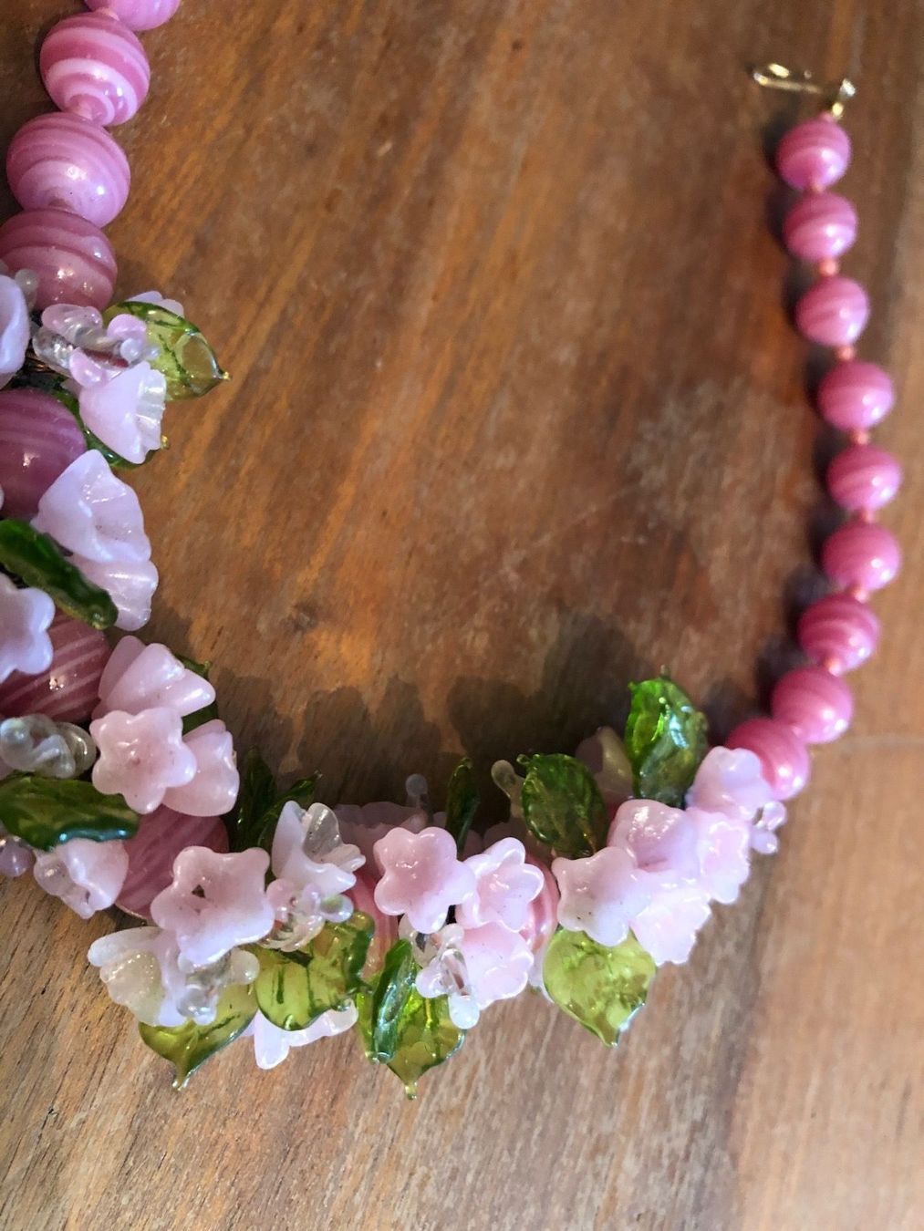 Catenine: GABLONZER GLASBLÜTEN Collier.Rosa farben – Nuovo (secondo la descrizione) da Wald ZH venduto da mlnt 2