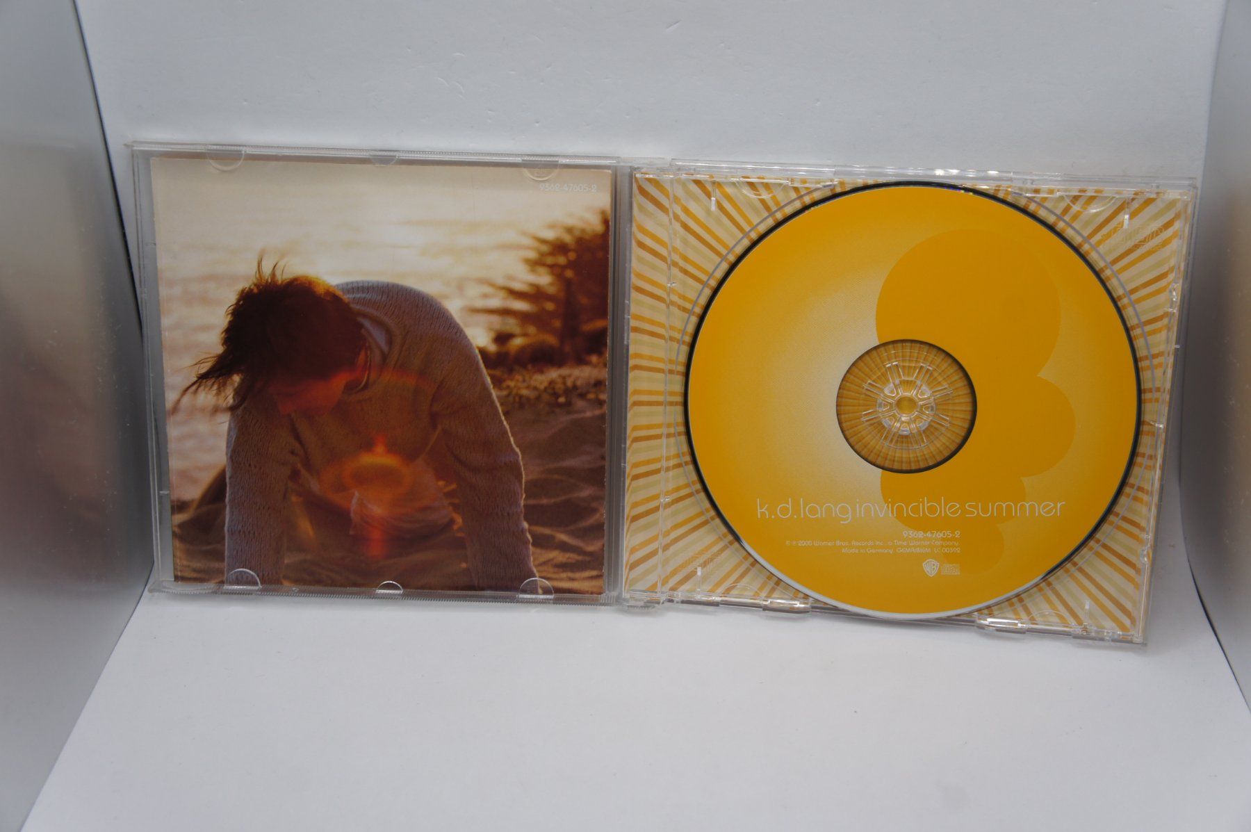 CD: CD : k.d. lang ‎– Invincible Summer – Usato da Ernetschwil venduto da luisvonerni 2