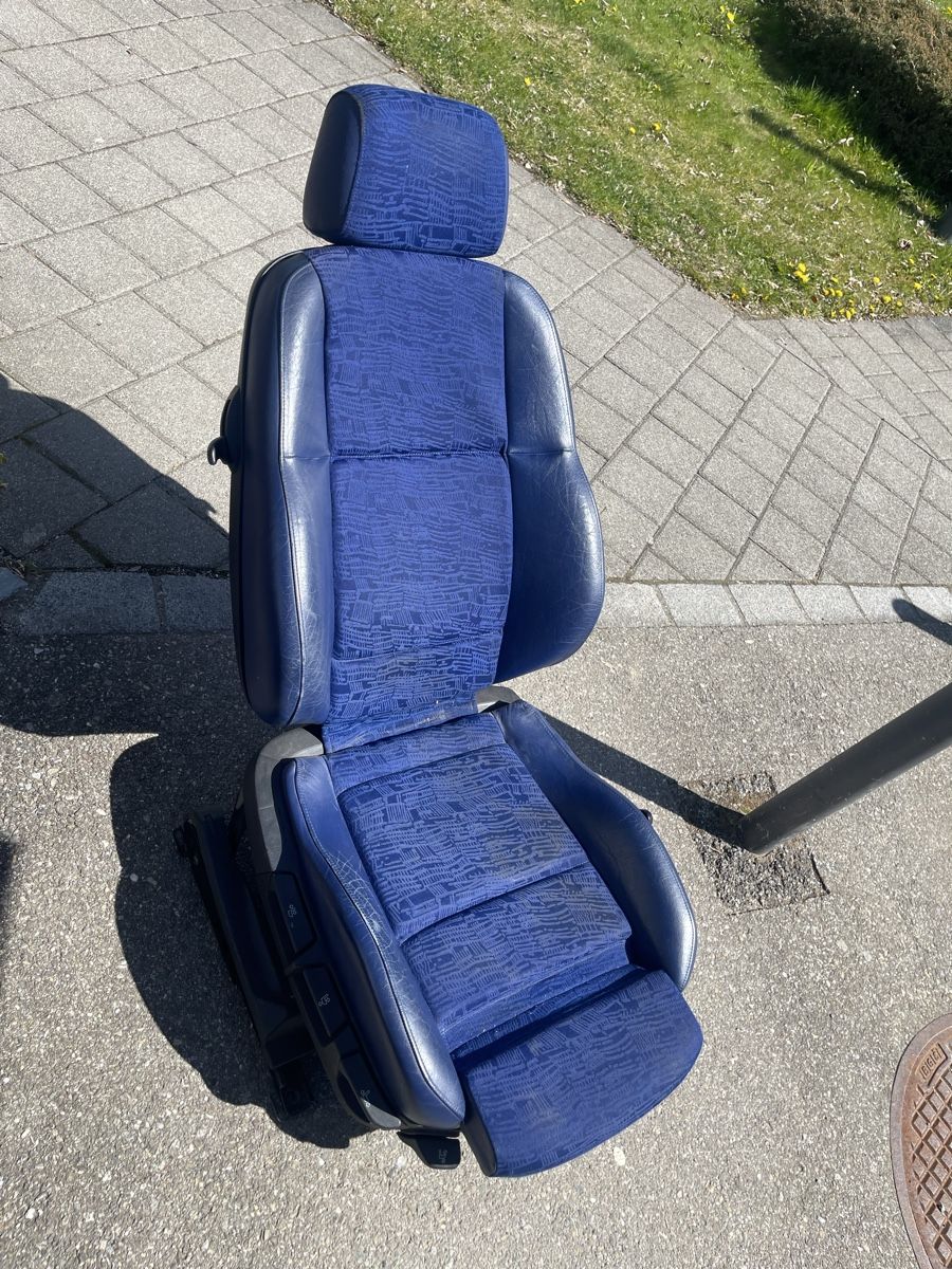 BMW Tutti pezzi di ricambio auto: BMW E36 Coupé/ Cabrio / Compackt M-Packet Sitze – Usato da Zürich venduto da E93 6