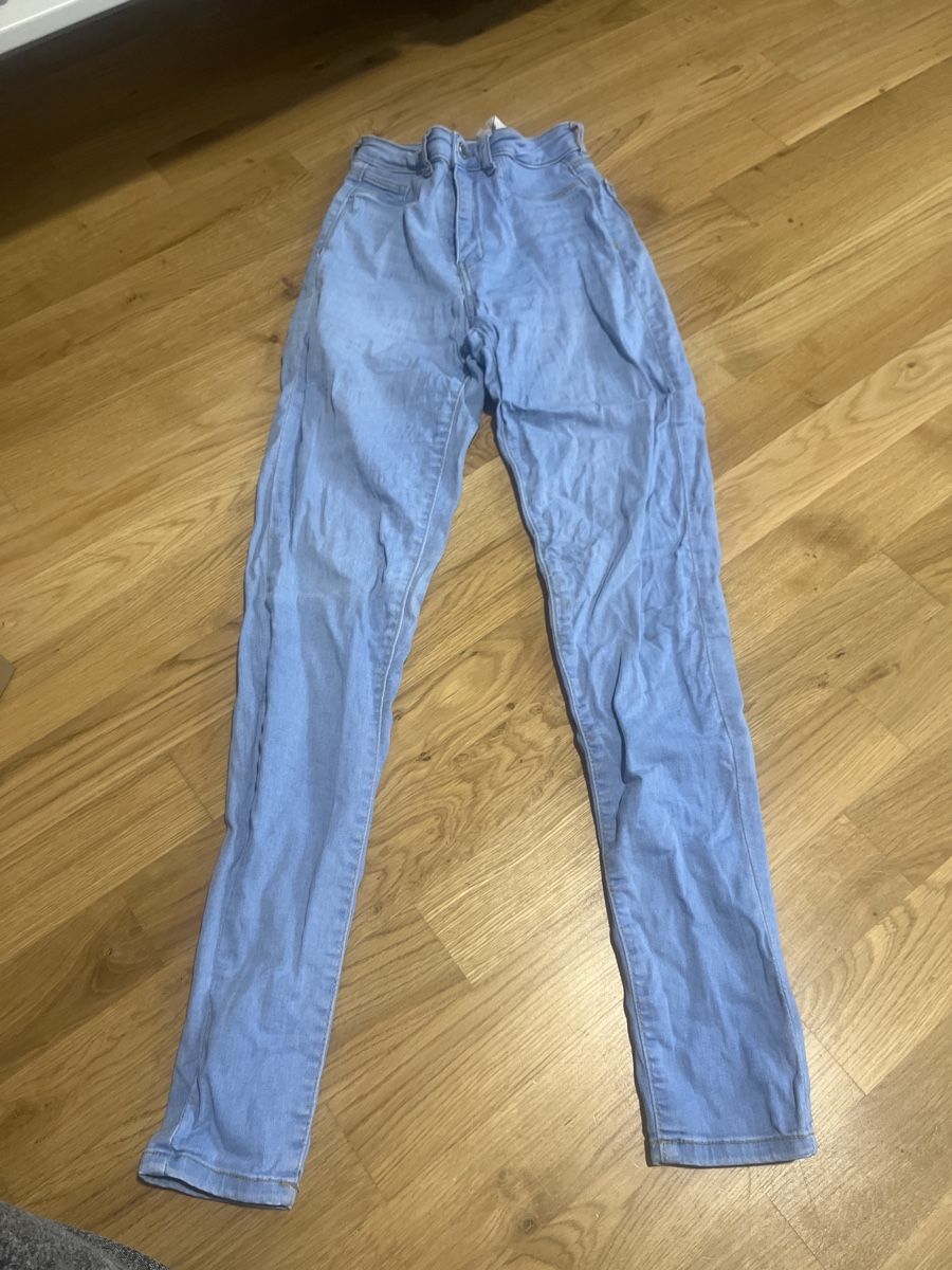 Tally Weijl Jeans: Jeans bleu TALLY WEIJL – D'occasion à Le Locle par Mayd_h