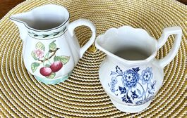 2 Milch-Rahmkännchen Royal CATHAY Ironstone,  V & B Kirschen