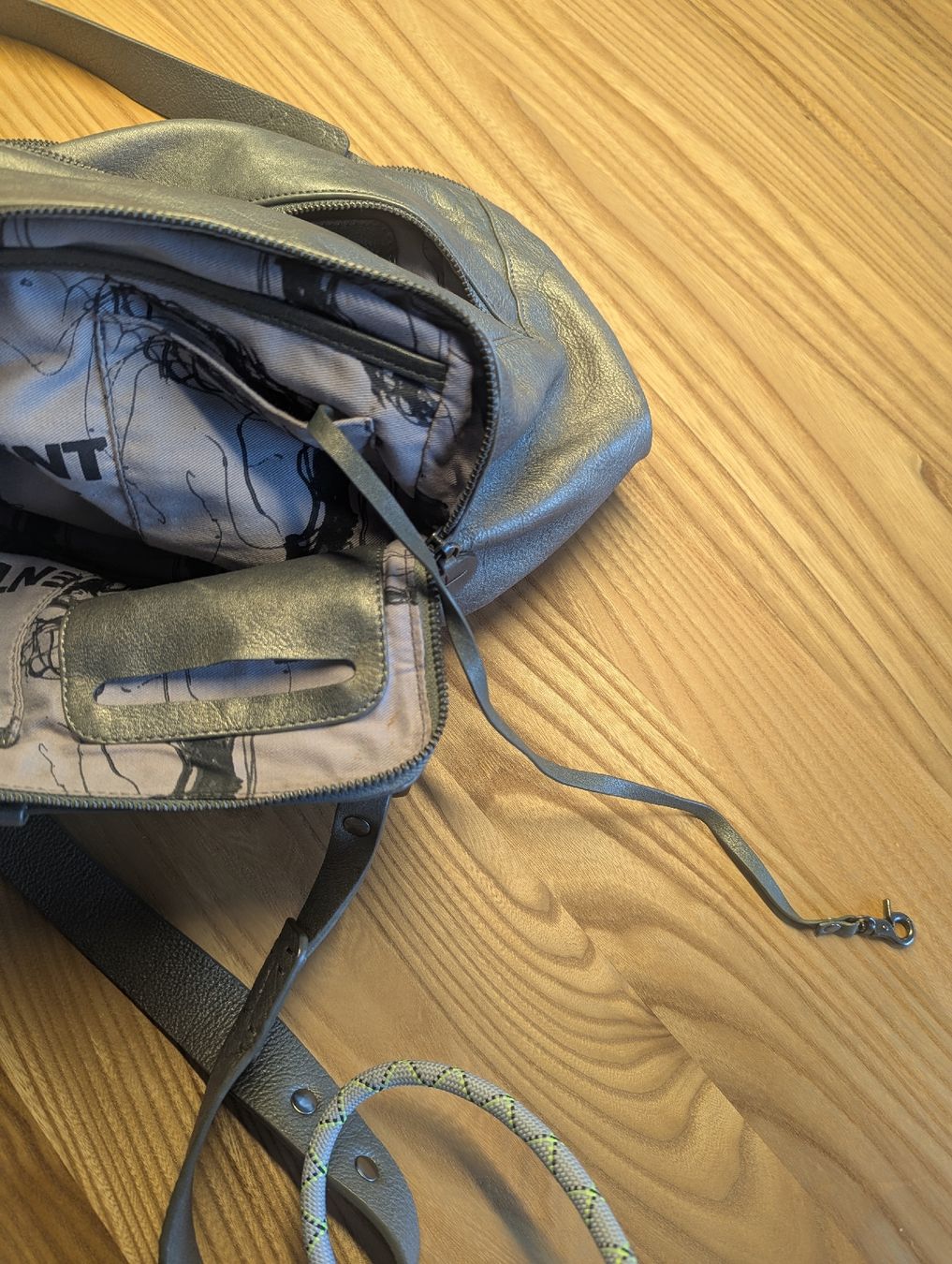 Ina Kent Borse da donna: Ina Kent Tasche – Usato da Lostorf venduto da Anitteb 5