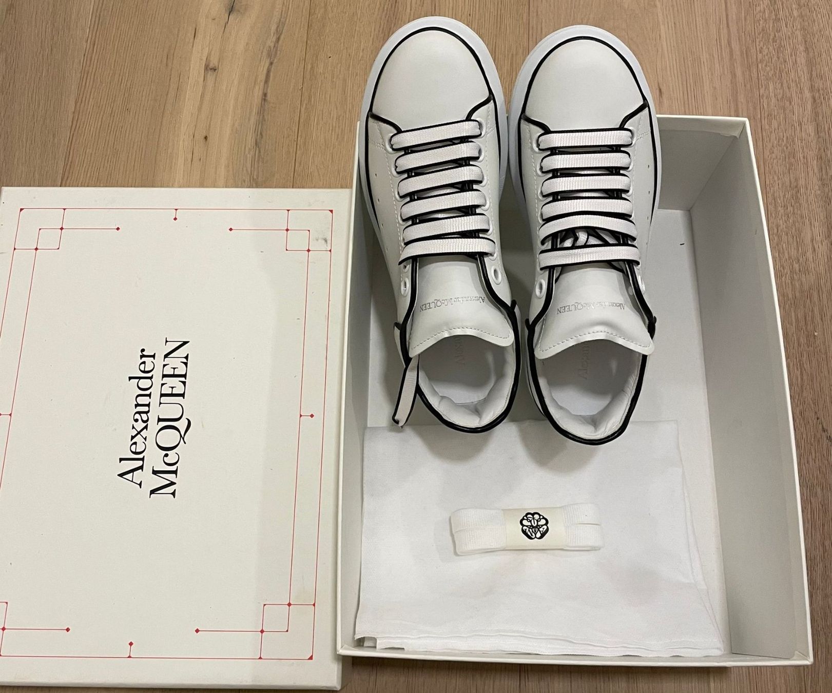 Alexander Mcqueen Chaussures hommes: Alexander McQueen Oversized Sneakers — EU 36 – Neuf (Voir description) à Binz par Aleksruski 2