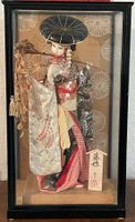 Besondere japanische Geisha in Vitrine