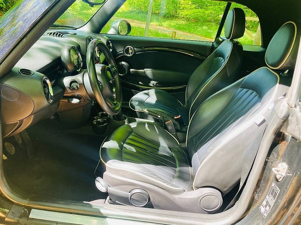 Automobili: Mini Cabrio 1.6 16V – Usato da Le Château-Croix venduto da RoccoPro 1