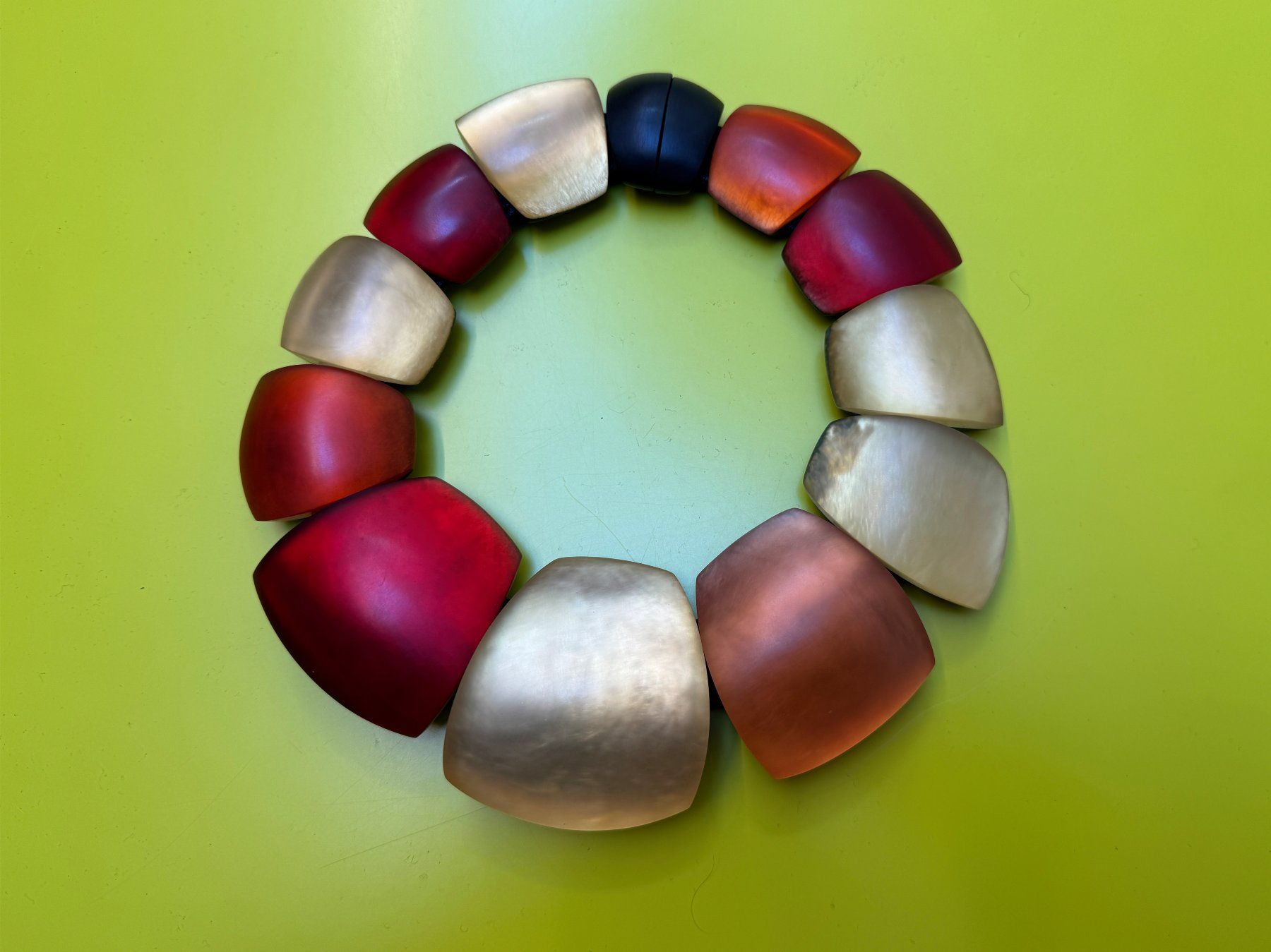 Catenine: Design Halscollier MONIES – Usato da Zürich venduto da carlotorre 1