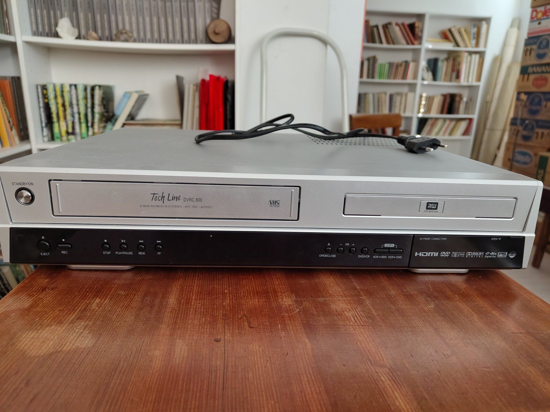 Registratori: VHS Kasetten zu DVD Digitalisierer – Usato da Chur venduto da Starfish85