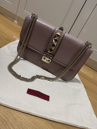 Valentino Garavani Rockstud Glam Lock Medium