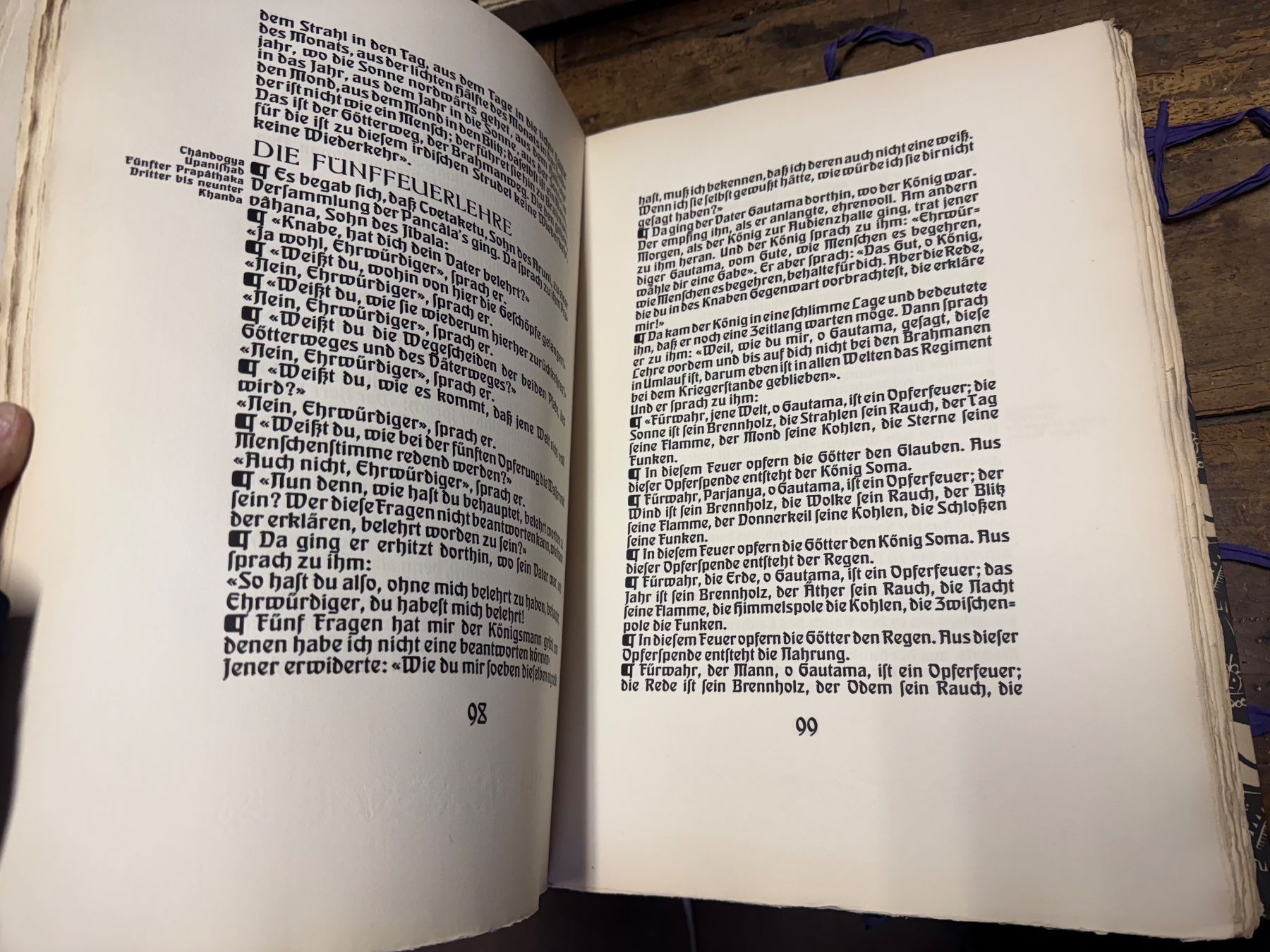 Bücher: Upanishads des Veda indischer Monismus nummeriert – Gebraucht aus Bern von Jwpm66 5
