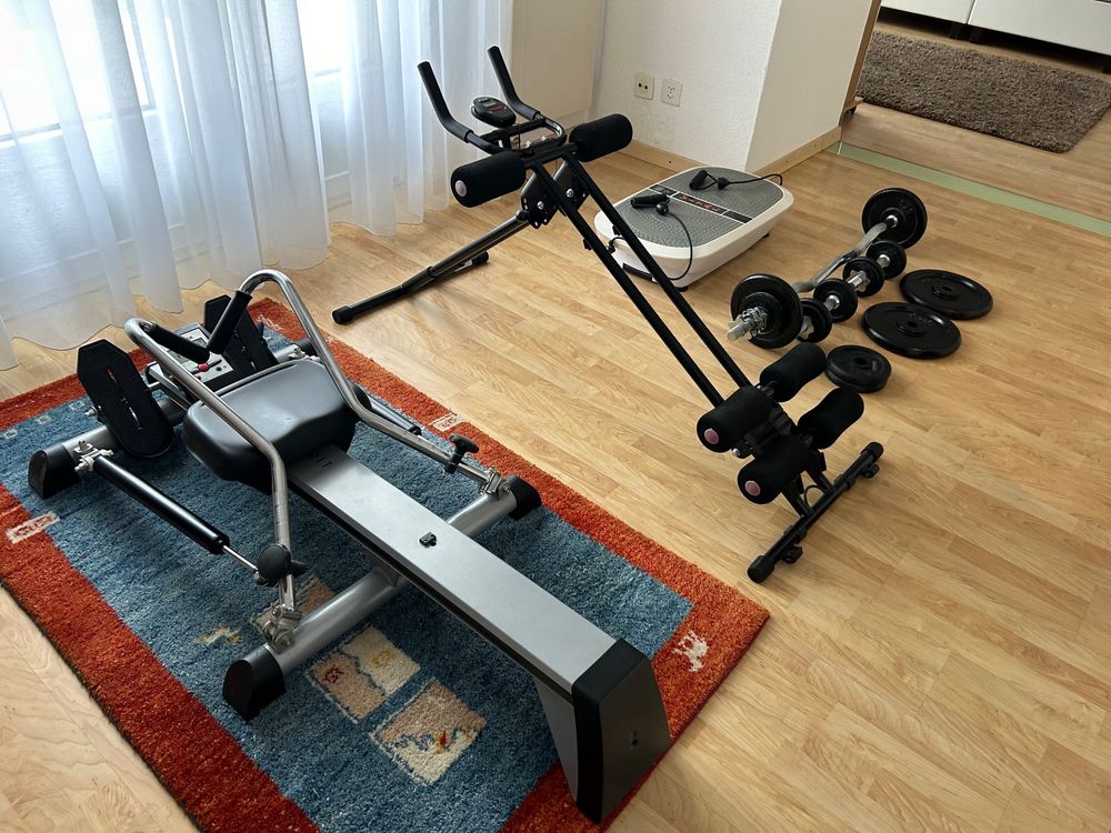Fitnessgeräte Hanteln/Rudergerät /Fibraplatte /Bauchtrainer | Kaufen ...
