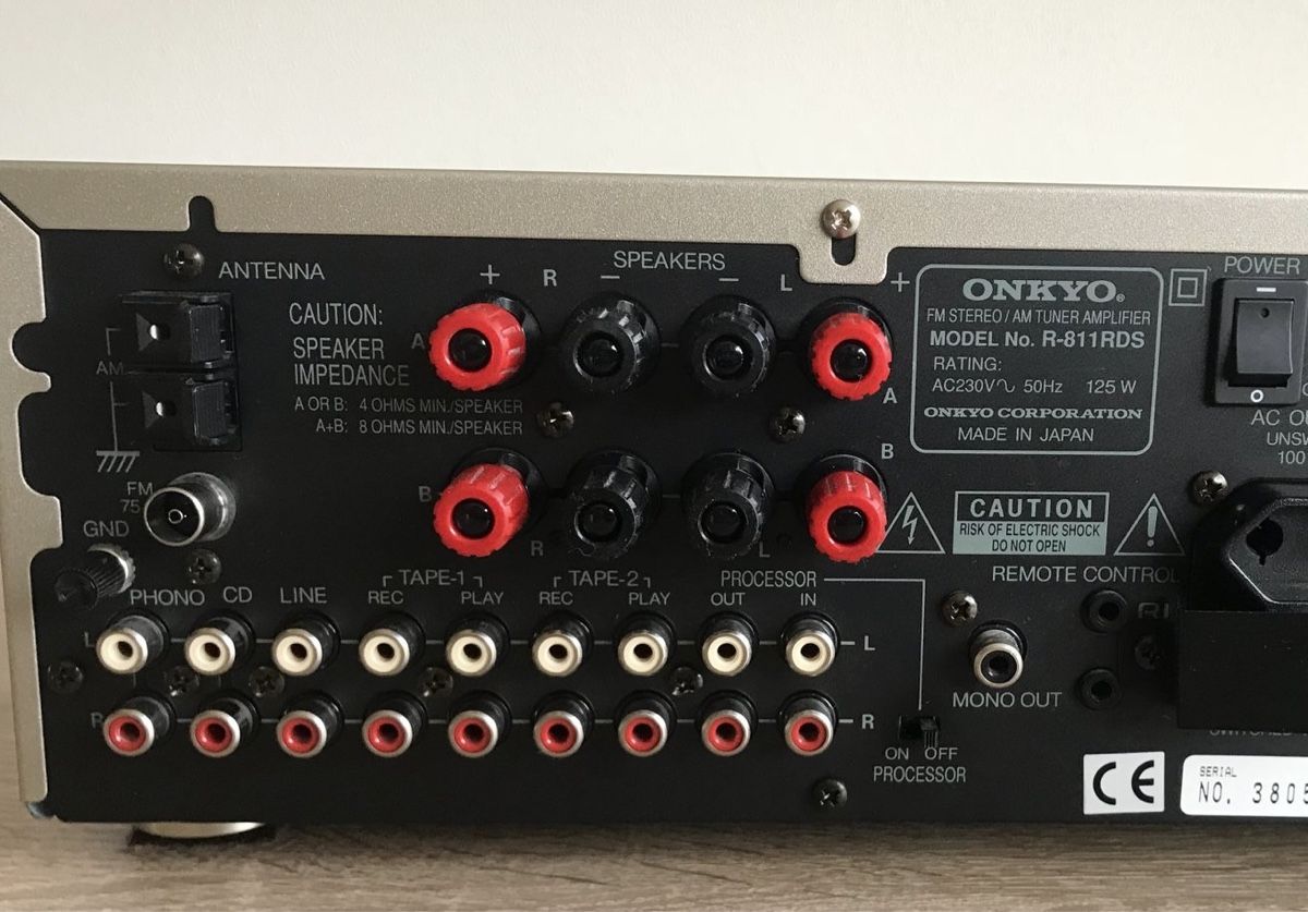 Onkyo Ricevitori: Onkyo R-811RDS Stereo Receiver champagner – Usato da Trimbach venduto da ELITA-5 9